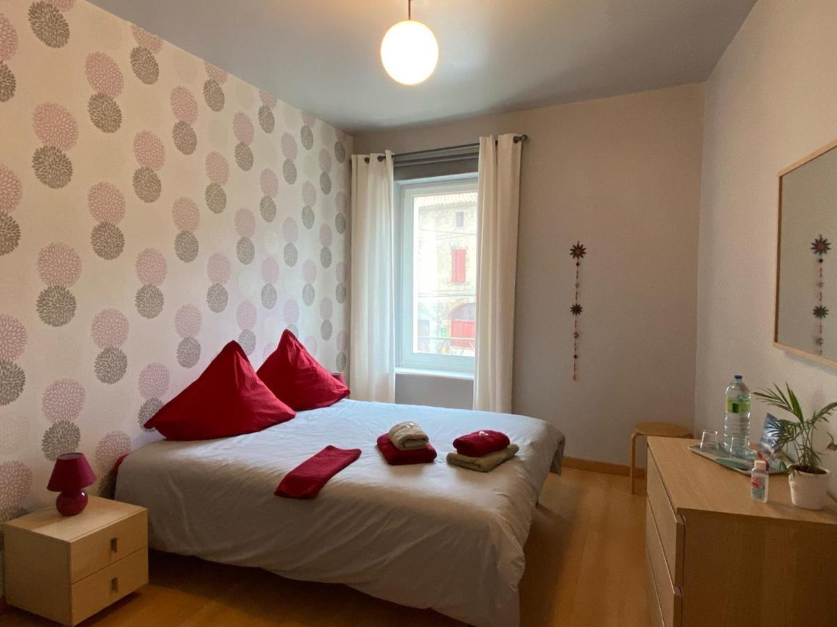 Auberge Gekko Ornaisons Dış mekan fotoğraf